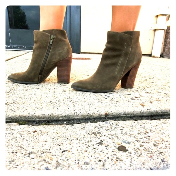 Guess Shoes - Guess Boots